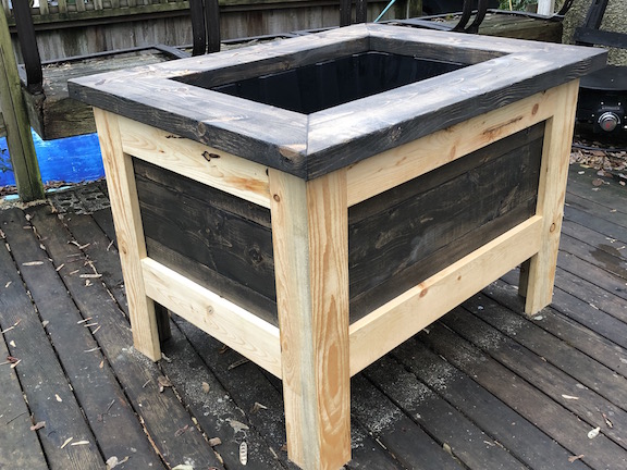 Rectangular wood garden planter box